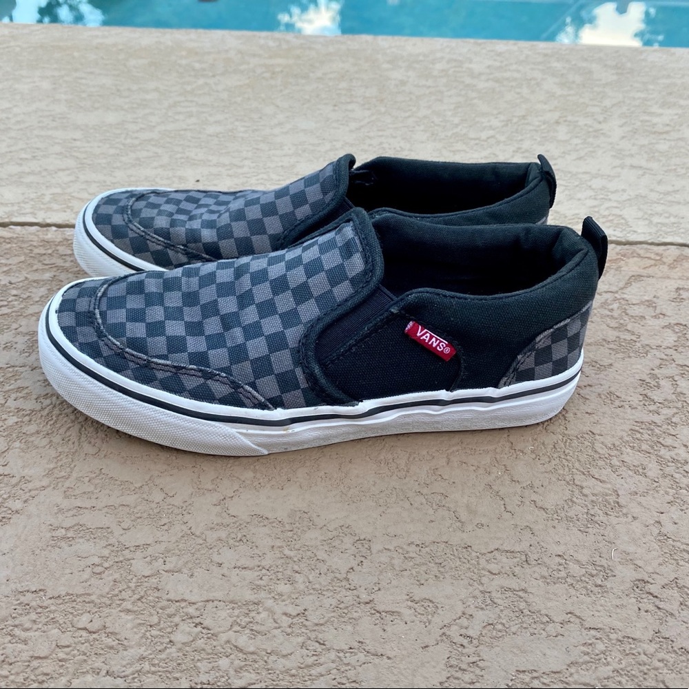 Vans checkered